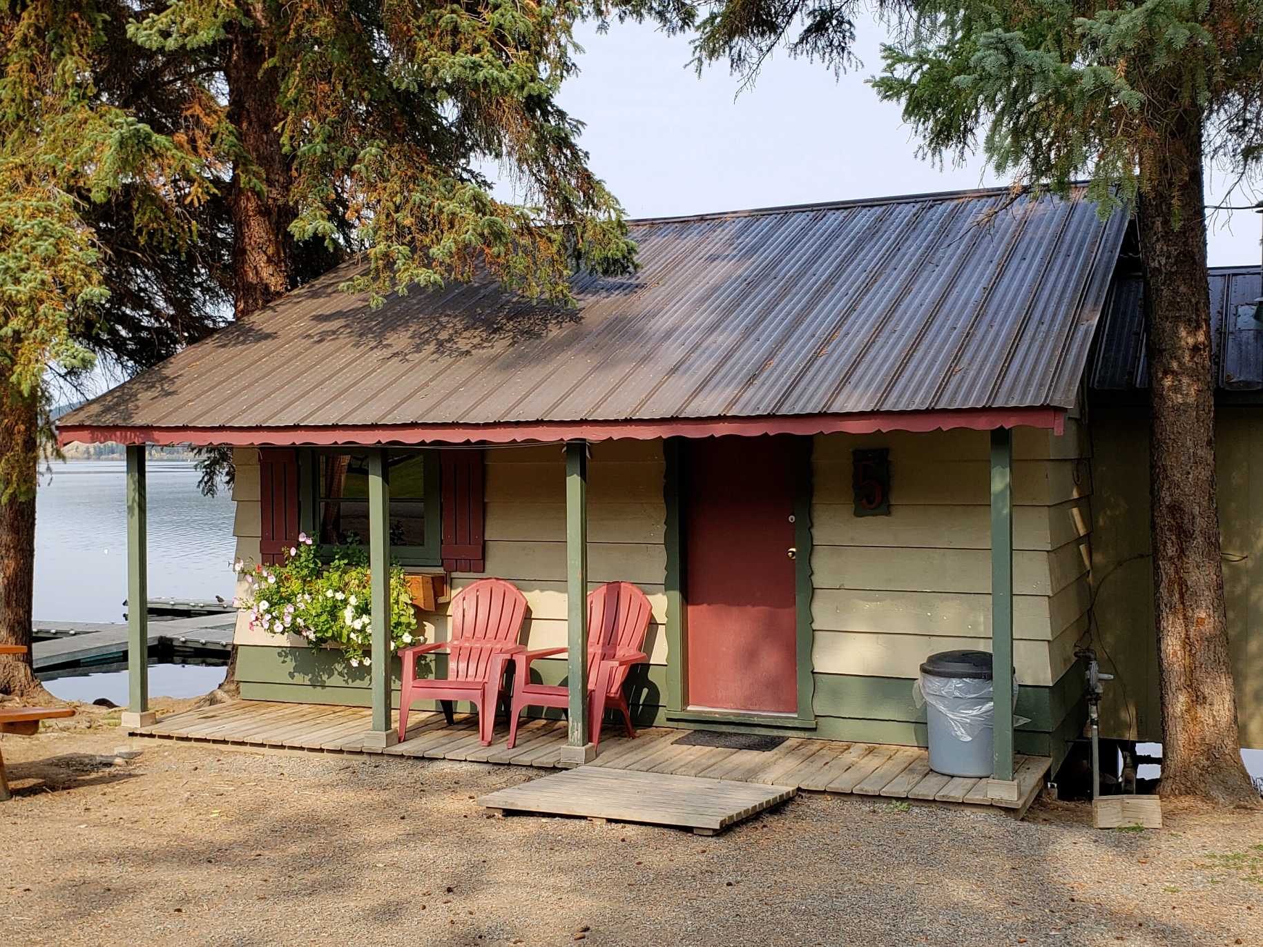 Modern Cabin